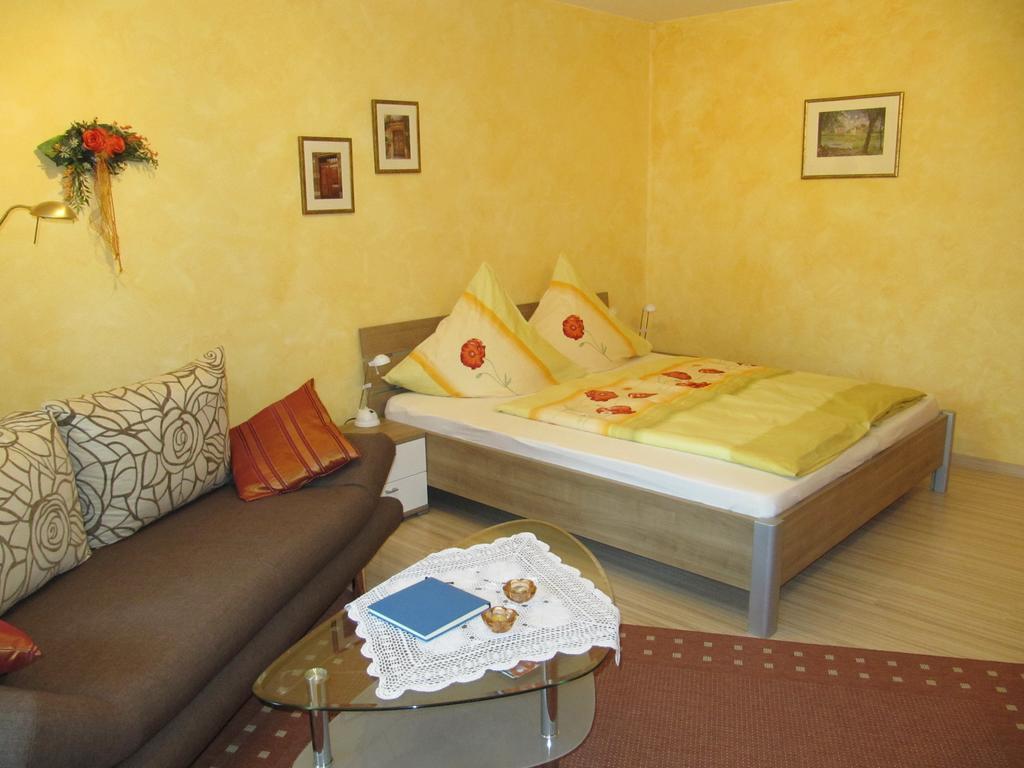 Apartment Abendstille Mit Balkon Und Tg Bamberg Exterior photo